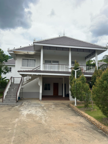 ផ្ទះលំហែកាយនៅម៉ុងរិទ្ធីសែនជ័យ