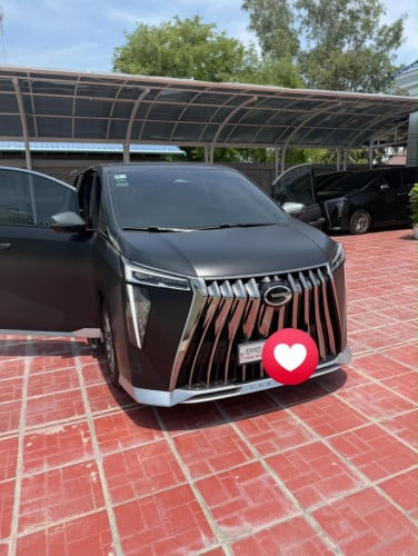 ឡានស្អាត ទំនេីបជួល