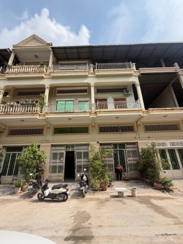 ផ្ទះជួលនៅផ្សារចាក់អង្រែ
