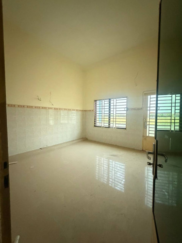 ផ្ទះជួលនៅផ្សារចាក់អង្រែ