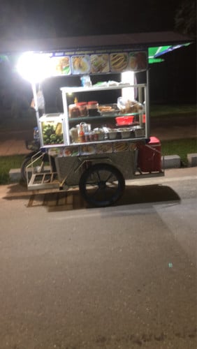 លក់រទេះចំហៀង​