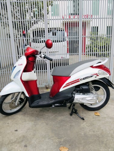 ម៉ូតូស៊ុយសុគីឡែត018 មានពន្ធត្រឹមត្រូវលក់តម្លៃ 870 ដុល្លារ។
