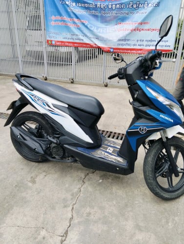 ហុងដាបៀត 018 លក់ប្រញាប់លុយតម្លៃ 970 ដុល្លារ។មានពន្ធត្រឹមត្រូវ។