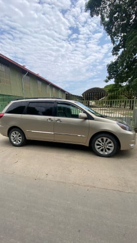 ឡានលក់បន្ទាន់ សុីណា 04 ហ្វុលពេញ ប៉ុង1 ឡានស្អាត