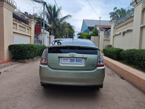 ឡានលក់ប្រញ៉ាប់ឆ្នាំ 08full nomap នៅដៃអ្នកប្រើ 9900$