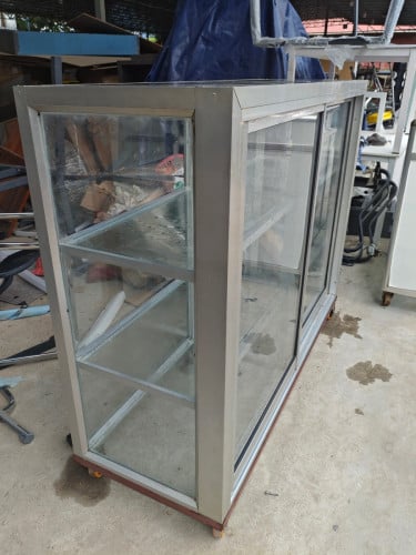 បណ្តោយ1.60mទទឹង55cmកម្ពស់1.30m
