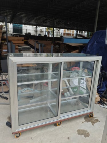បណ្តោយ1.60mទទឹង55cmកម្ពស់1.30m