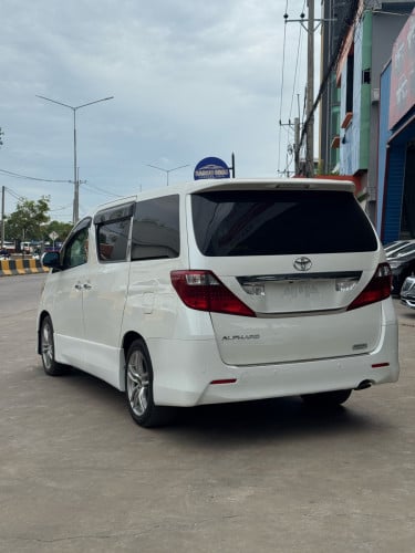 ឡានថ្មីសន្លឹកពន្ធរៀបចំរួចរាល់តម្លៃ 20,000$ស្ដើង