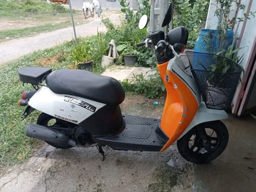 លក់ប្រញាប់លុយ 200 ដុល្លារ។ម៉ូតូនៅស្អាតទាំងអស់