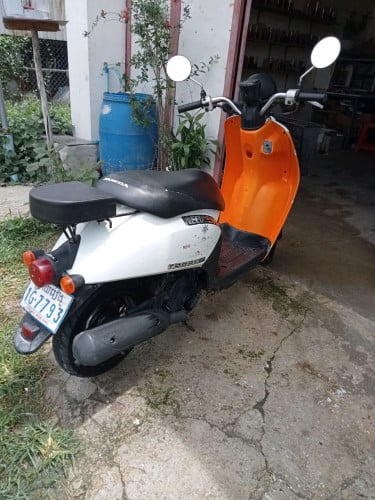 លក់ប្រញាប់លុយ 200 ដុល្លារ។ម៉ូតូនៅស្អាតទាំងអស់