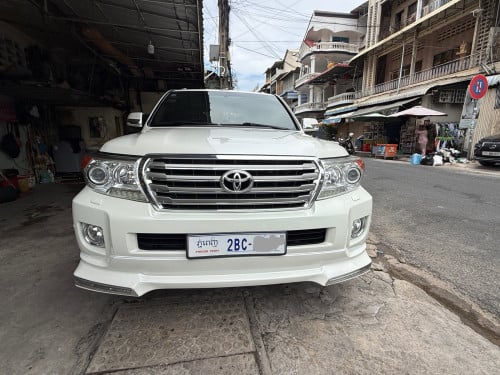 ឡង់ឆ្នាំ2013ថ្មីណាស់បងប្អូនទឹកថ្នាំស៊ីនមួយជុំ