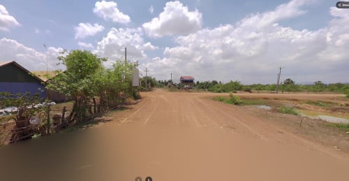 ដីលក់កំពង់ស្ពឺផ្លូវ44 គីឡូ8 ក្រោយសាលាកូរ៉ូ