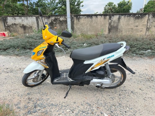 លក់590$ ដាច់និច018 ឡេីង026 ម៉ាសុិនតាន់ធានាមិនខកជេីងSuzuki Nex ស្ទាវកប់ មានលិខិតធានា