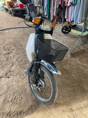 ម៉ូតូលក់គុប90អត់បេះដូងតម្លៃ250$