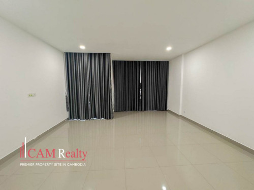 ផ្ទះវីឡាកូនកាត់ A SII សម្រាប់លក់ក្នុងបុរីជីបម៉ុង 6A