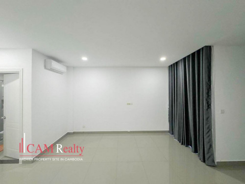 ផ្ទះវីឡាកូនកាត់ A SII សម្រាប់លក់ក្នុងបុរីជីបម៉ុង 6A