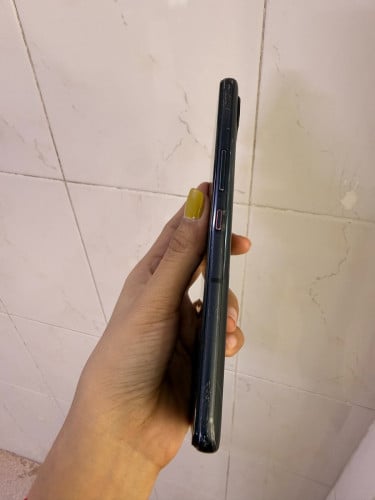 លក់ Asus rog7 (8g+256g)