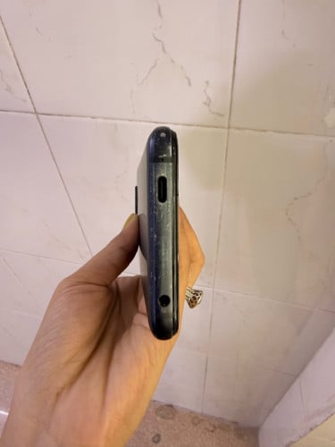 លក់ Asus rog7 (8g+256g)