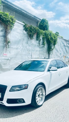 លក់Audi A4 ឆ្នាំ010 ឡានថ្មី