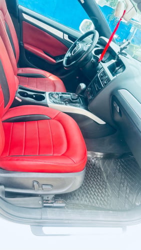 លក់Audi A4 ឆ្នាំ010 ឡានថ្មី