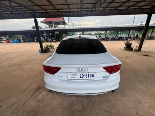 លក់បន្ទាន់ Audi A7 2012 តំលៃ 14700$ ដាច់ឡានស្អាត