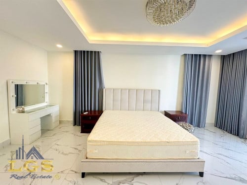 វីឡាព្រីនBកែង សម្រាប់ជួល |Prince B Villa Corner For Rent