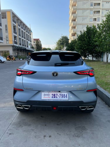 ធានាឡានស្អាត CHANGAN UNI-T 2023 ថ្នាំសុីនមួយជុំ