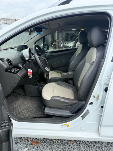 ស្តង់ដារអាមេរិច Chevrolet Spark 2012 ពណ៍ស