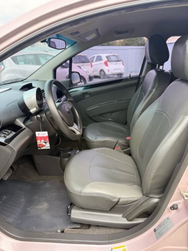 ស្តង់ដារអាមេរិច Chevrolet Spark 2012 $7,150