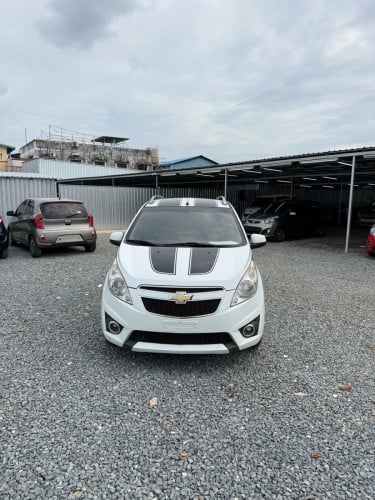 ស្តង់ដារអាមេរិច Chevrolet Spark $7,350