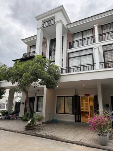 ផ្ទះជួល បុរីប៉េងហួត(បឹងស្នោរ) គម្រោង Eco Delta #78, St. D05