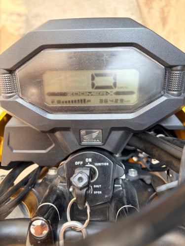 ម៉ូតូHonda Zoomer-X 2020 បកស្កត់ចេញថ្មីដូចបកកេស កុងទ័រ 3,942គម ទិញថ្មីនៅក្រុមហ៊ុន