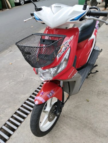 ខ្ញុំចង់លក់ម៉ូតូ iphone 013មានពន្ធត្រឹមត្រូវលក់តម្លៃ 770 ដុល្លារ