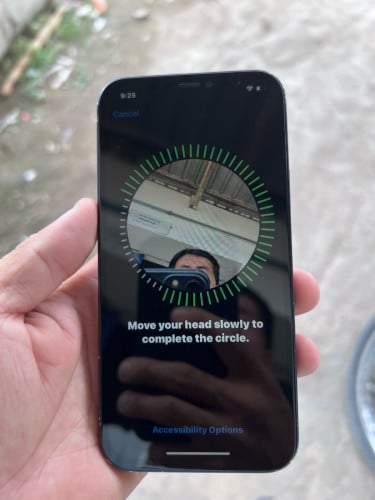 លក់ iphone 12 64G ស្ទើរតួ