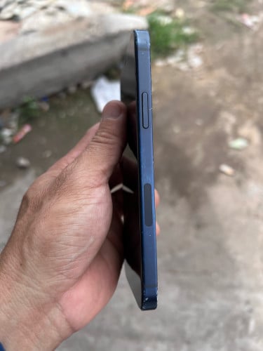 លក់ iphone 12 64G ស្ទើរតួ