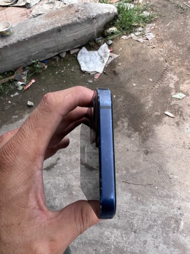 លក់ iphone 12 64G ស្ទើរតួ
