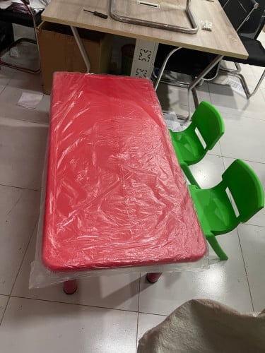 តុ កៅអី ជ័រក្មេង - Kids Chairs & Table Set