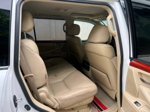 លក់ Lexus 570 ឆ្មាំ2009 ថ្មីណាស់