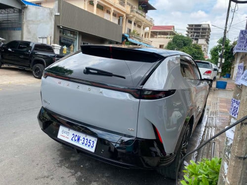 ឡានMazda EZ-60ឆាំ្ន2025អប់សិន3