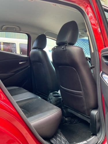 មហាសែនថ្មី MAZDA2 2018 ម្ចាស់ដេីមទីមួយ