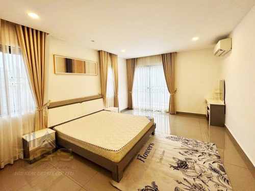 វីឡាឃ្វីន សម្រាប់ជួល |Queen Villa  For Rent