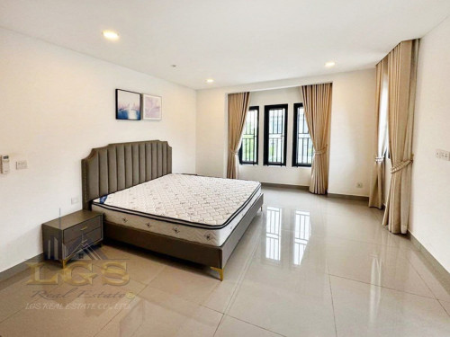 វីឡាឃ្វីន សម្រាប់ជួល |Queen Villa  For Rent