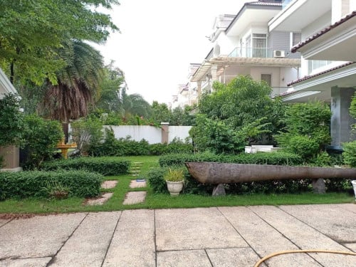 វីឡាឃ្វីន សម្រាប់លក់ | Queen Villa For sale borey penghout boeung snor