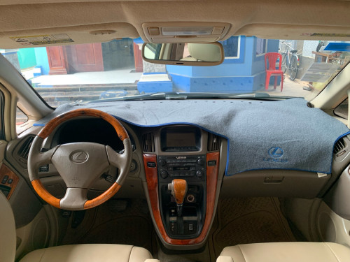 ឡានលក់ RX300 2000 Pong2 ម្ចាស់ដើមទី១