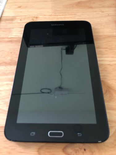 លក់ថេប្លេត Samsung 7អ៊ីញ អាចចរចា សម្រាប់ក្មេងមើល YouTube/តុក្កតា