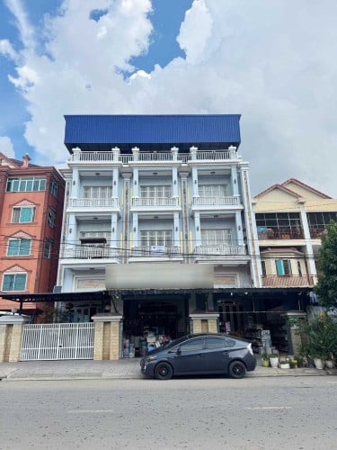 ផ្ទះអាជីវកម្មសម្រាប់លក់ នៅក្រុងតាខ្មៅ | Shophouse for Sale in Krong Takhmao