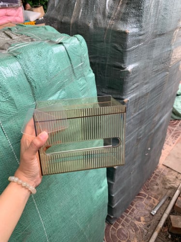 ប្រអប់ក្រដាស់ Tissue Box