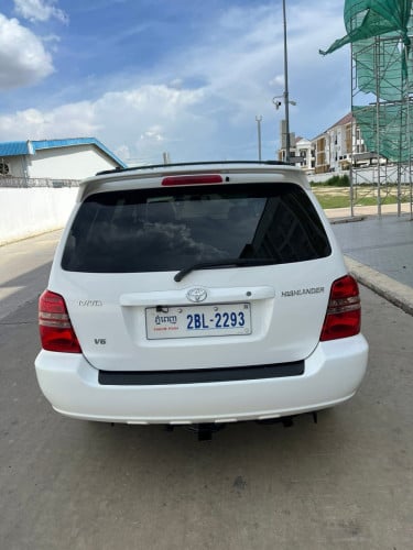 ឡានលក់ប្រញ៉ាប់លុយ TOYOTA Highlander 03 ប៉ុង1V6 ឡានសុីន1ជុំ