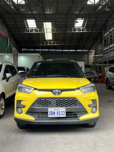 មហាសែនថ្មីតំលៃល្អ Toyota RAIZE 2023 ម្ចាស់ដេីម