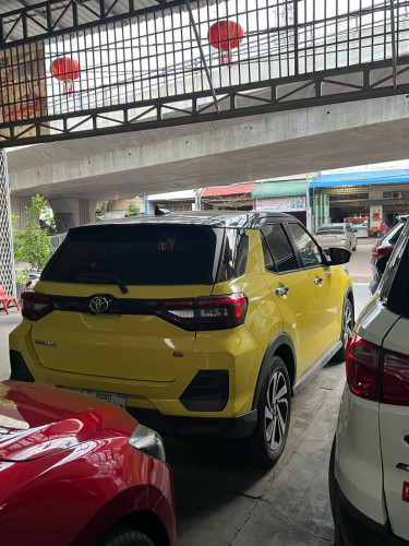 មហាសែនថ្មីតំលៃល្អ Toyota RAIZE 2023 ម្ចាស់ដេីម